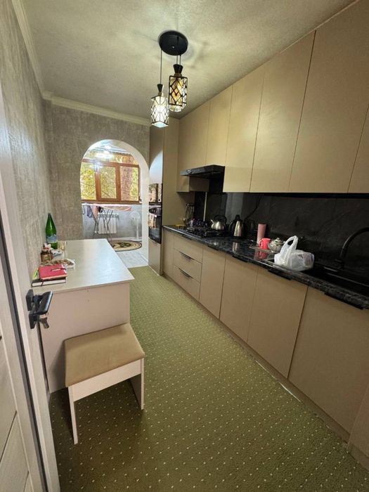 Xalqlar dostligi metro tarafda arenda kvartira srochno