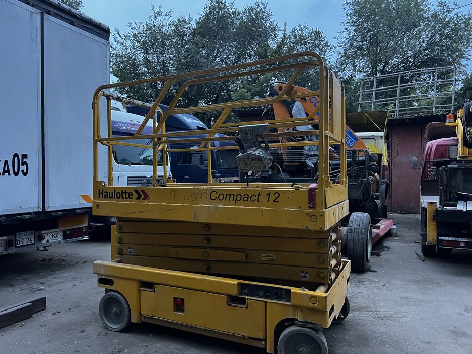 Агп ножничный подъёмник 12 метров HAULOTTE