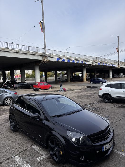 Opel astra GTC editie limitată