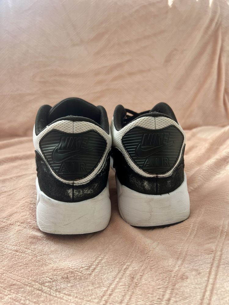 Adidasi originali Nike Air Max 90 alb negru marimea 43-44