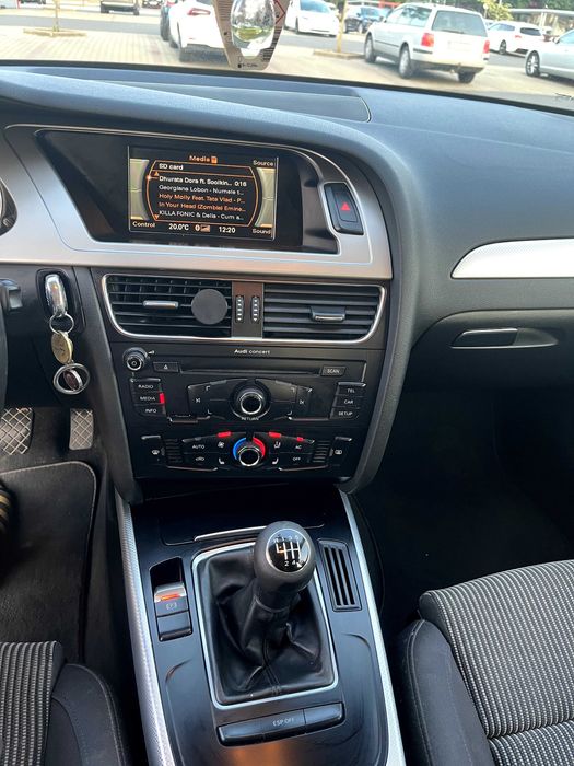 Vand Audi A4 B8 an 2009