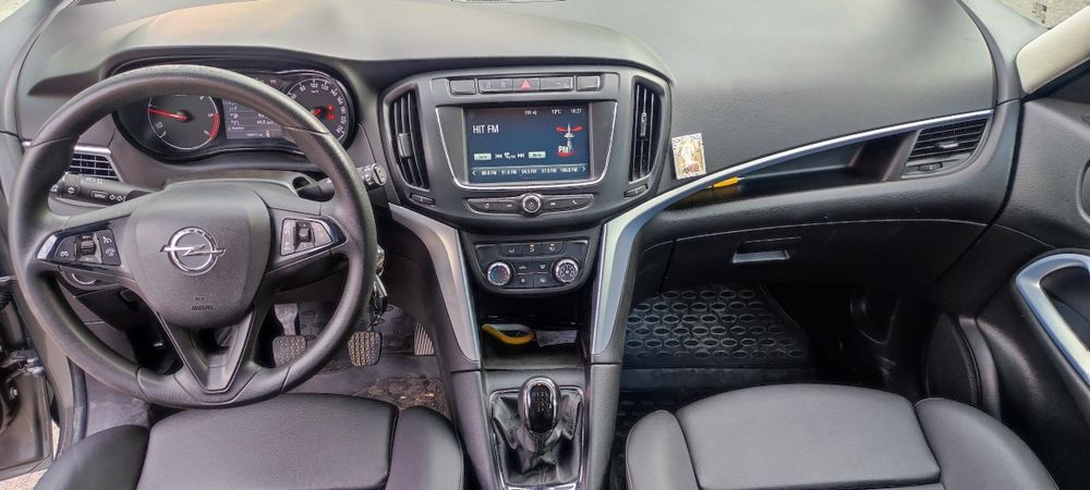 Zafira 7 locuri km putini
