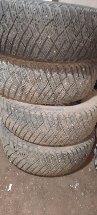 Продам шины 205 55 r16