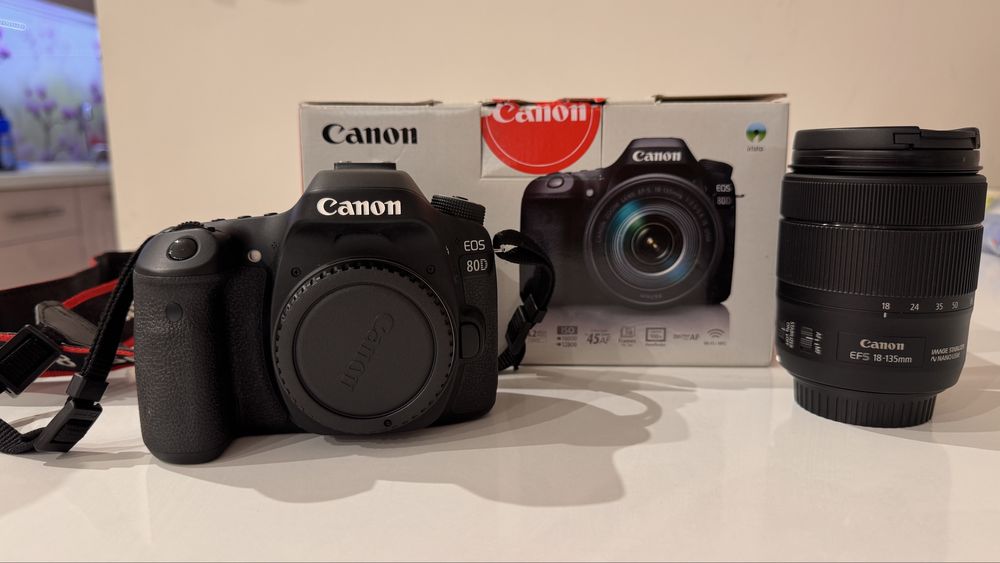 Canon EOS 80d + обектив 18-135 is usm