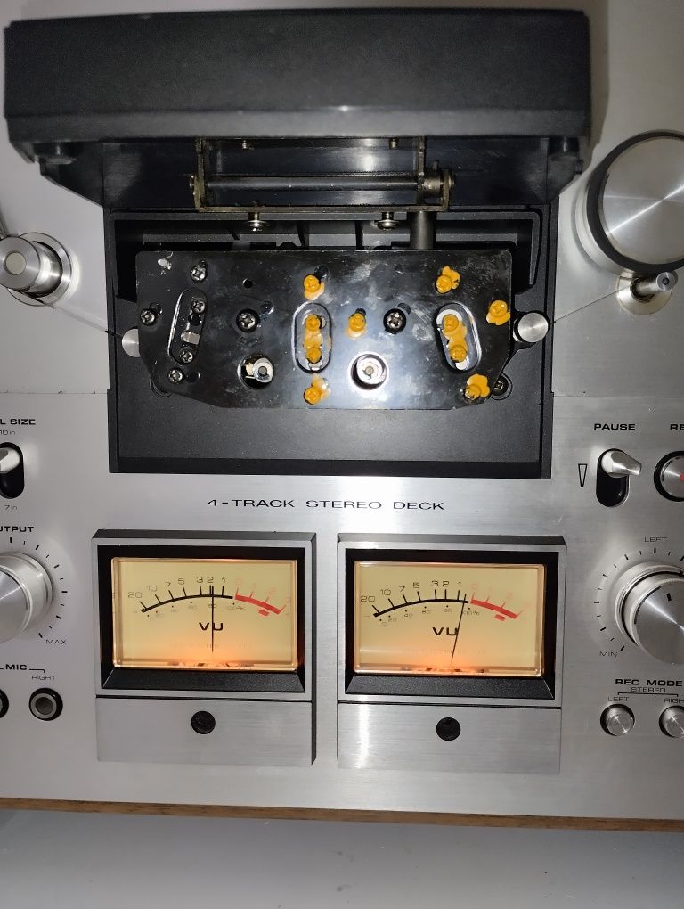 Магнитофон AKAI GX 630 D