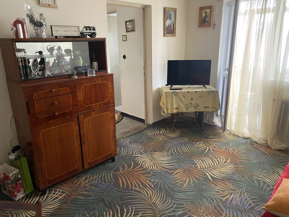 Vsnd apartament in bloc de caramida