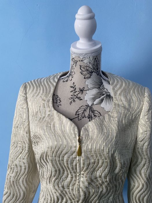 Sacou/bleizer in stare foarte buna