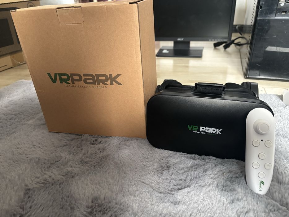 Продам VR очки, новые, с пультом.
