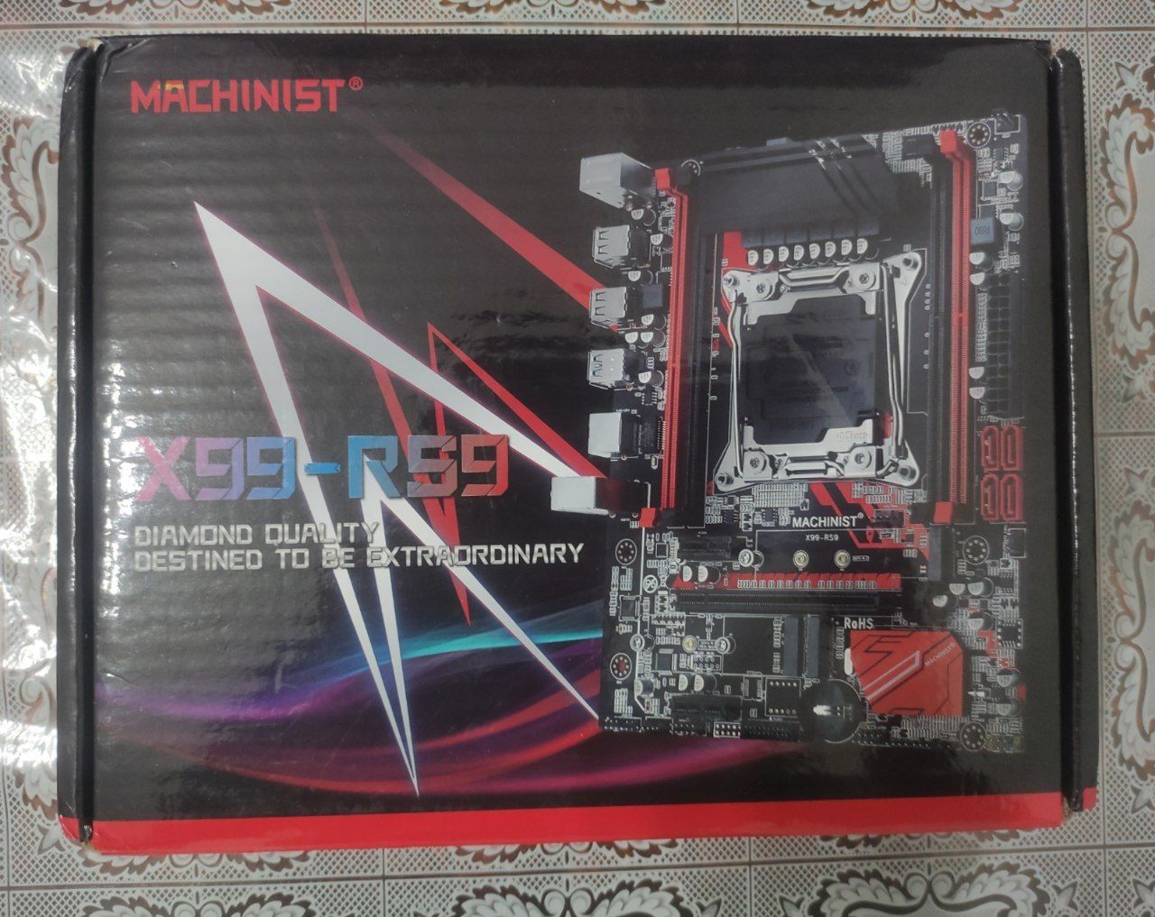 Machinist X99 / Xeon E5-2666-V3 / RX460 2GB OC / DDR4 8GB