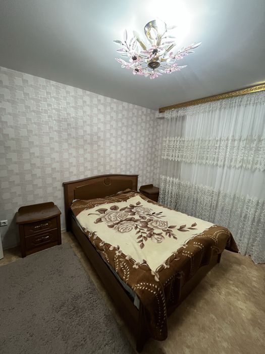 Продам кровать с тумпочками