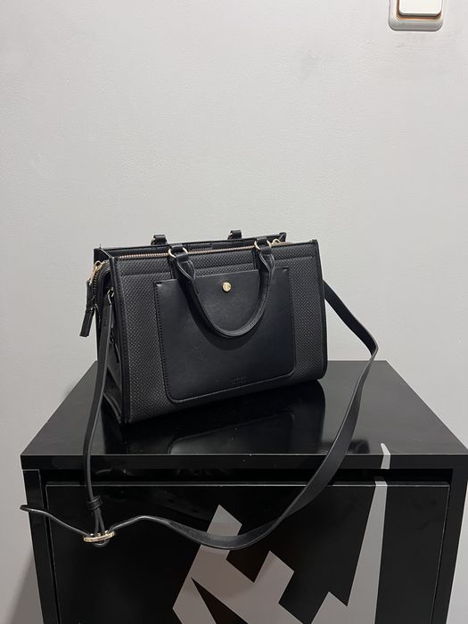 Черна кожена чанта Parfois