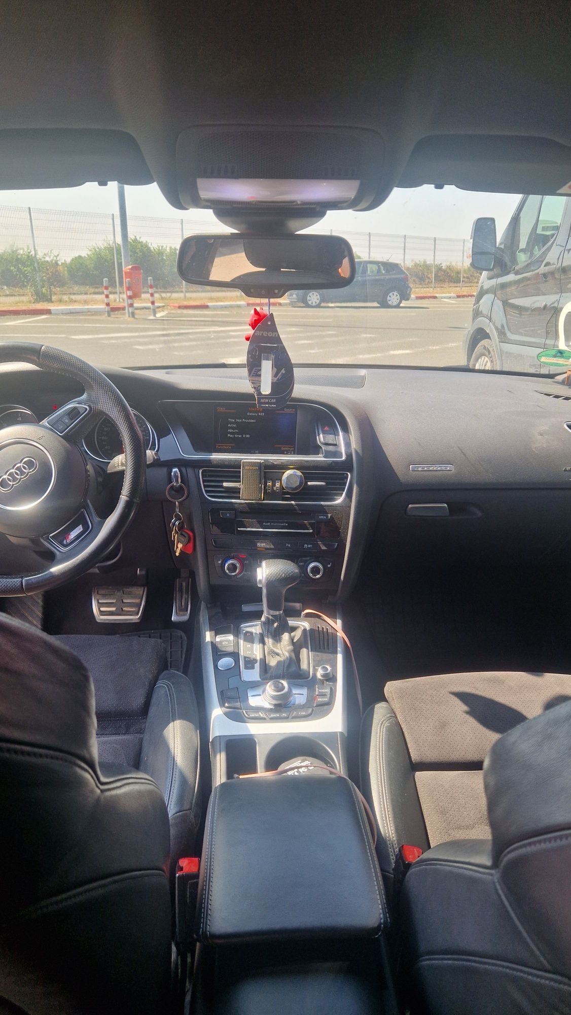 Vând sau schimb cu suv