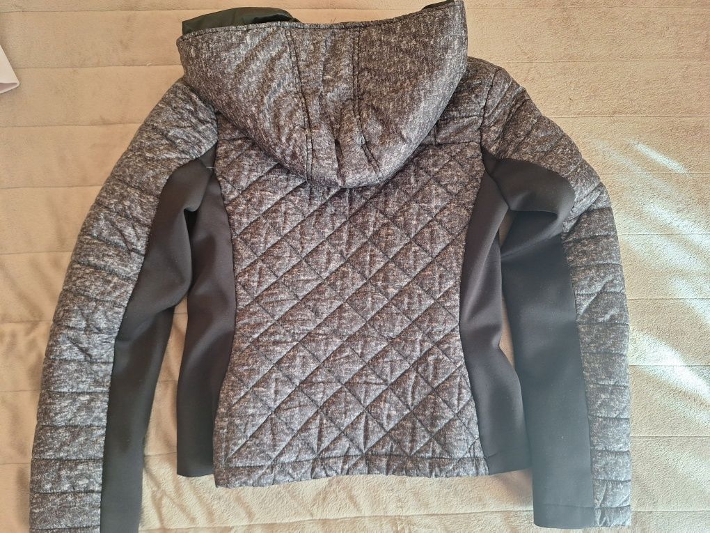 Guess  якета размер XS оригинални