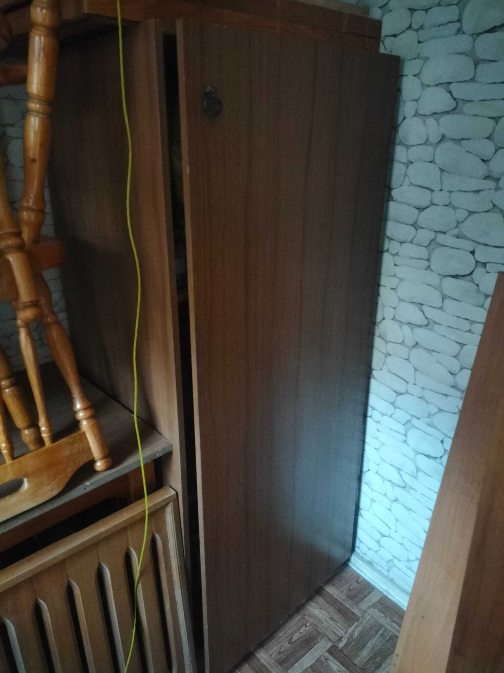 Продаются два шкафа