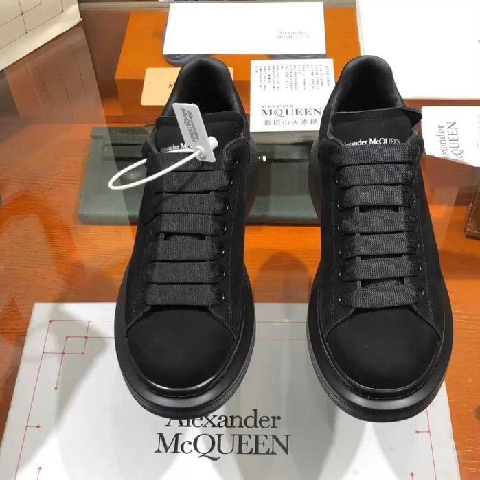 Adidasi McQueen Full Black (Transport Gratuit)