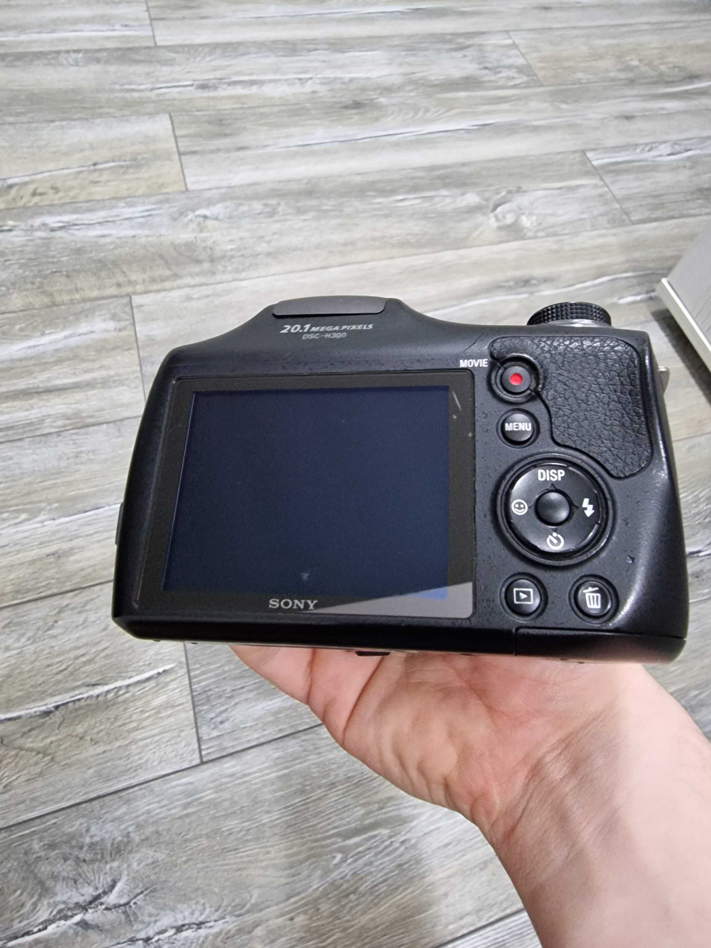 Camera Sony Cyber-Shot DSC-H300