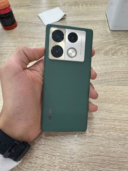 INFINIX NOTE 40 PRO ideal 256gb srochno