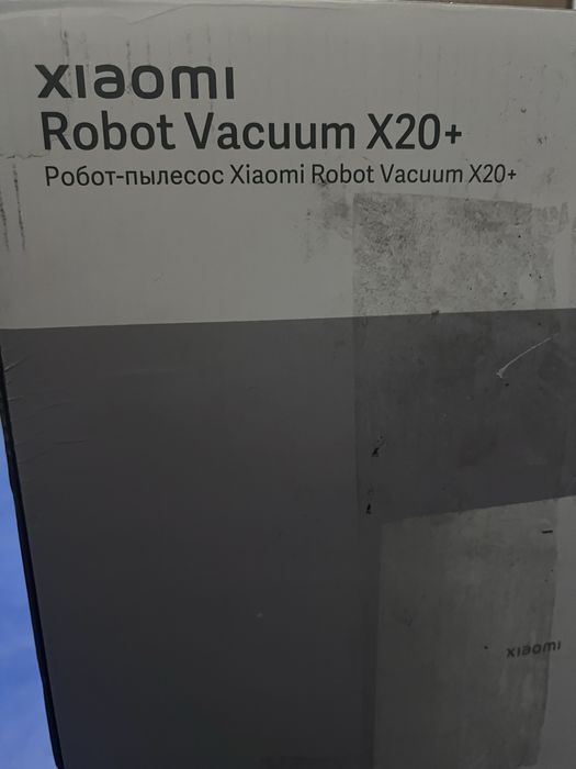 Robot aspirator xiaomi x20 + cu mop nou sigilat