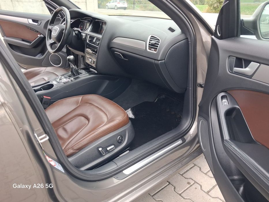 Audi A4 2013 2.0tdi 150 cp  euro 5 panoramic piele navigație