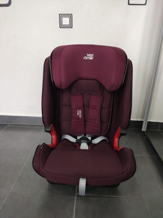 Scaun auto Britax Romer Advansafix IV R cu isofix pt copii intre9-36kg
