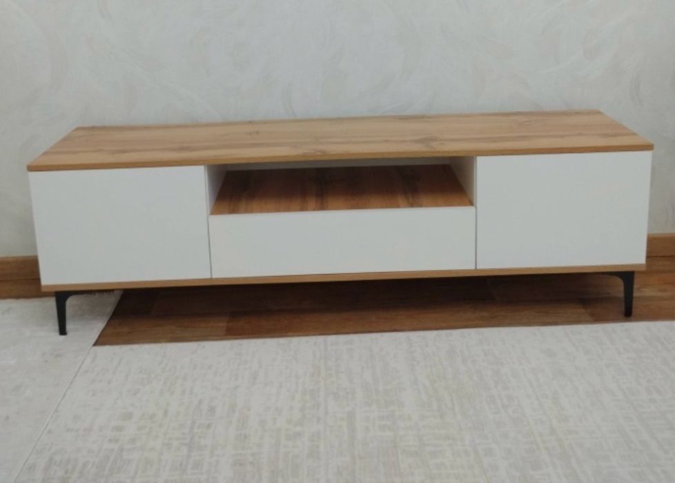 Напольная ТВ-Тумба