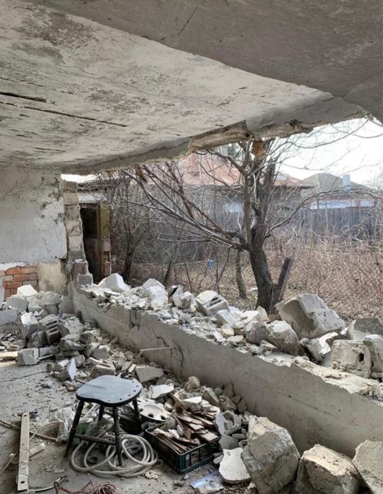 DEMOLARI , TAieri beton , decopertam gresie , faianta ,transport moloz