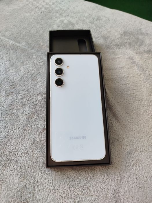 Samsung Galaxy S24 FE