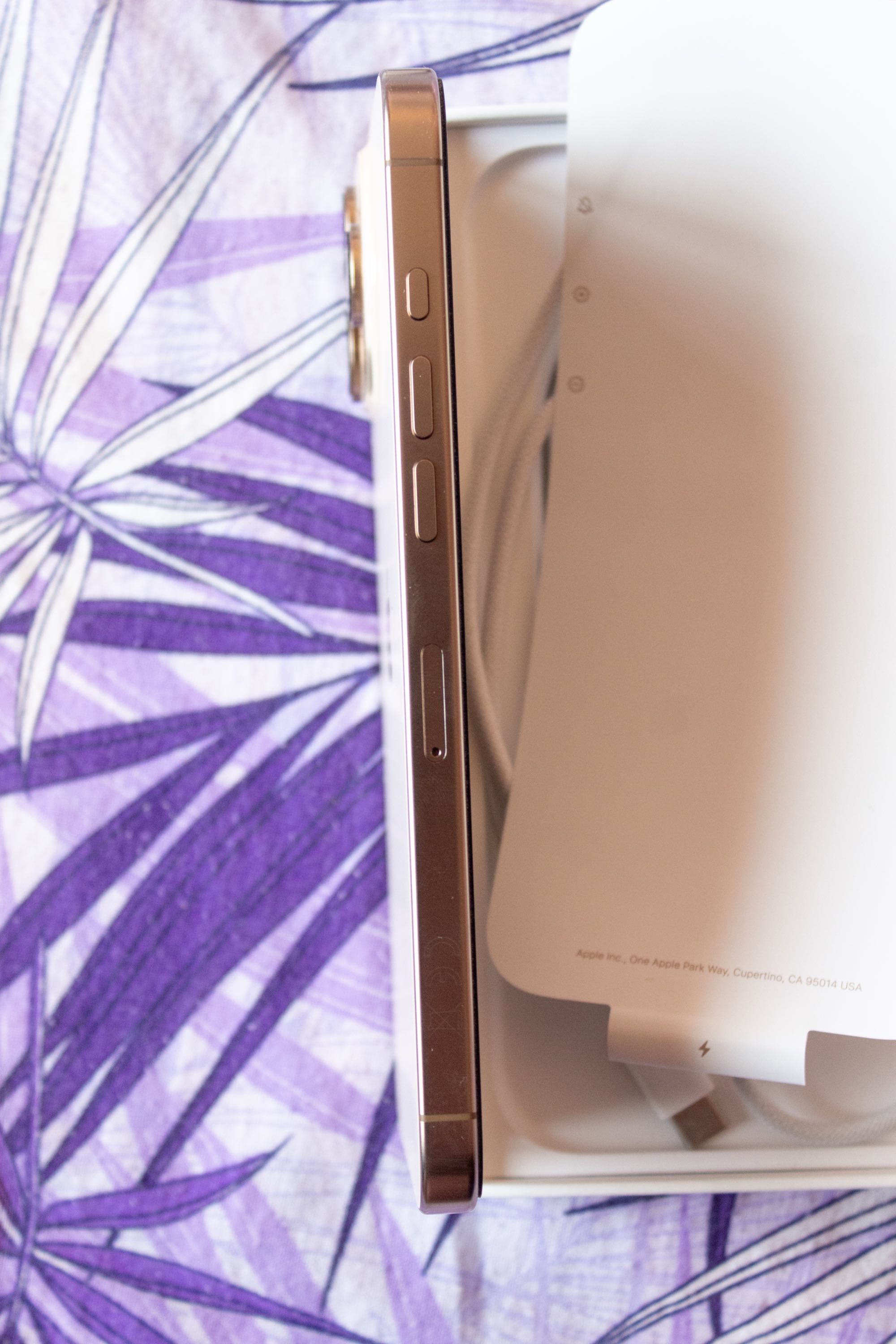 Iphone 16 pro max KATO НОВ гаранция 2г
