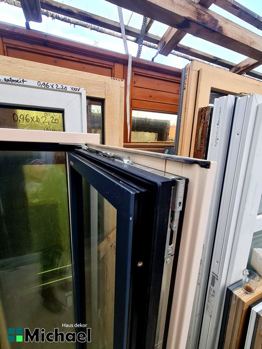 Usa terasa lemn masiv,Tripan,Internorm,Austria  ( L )