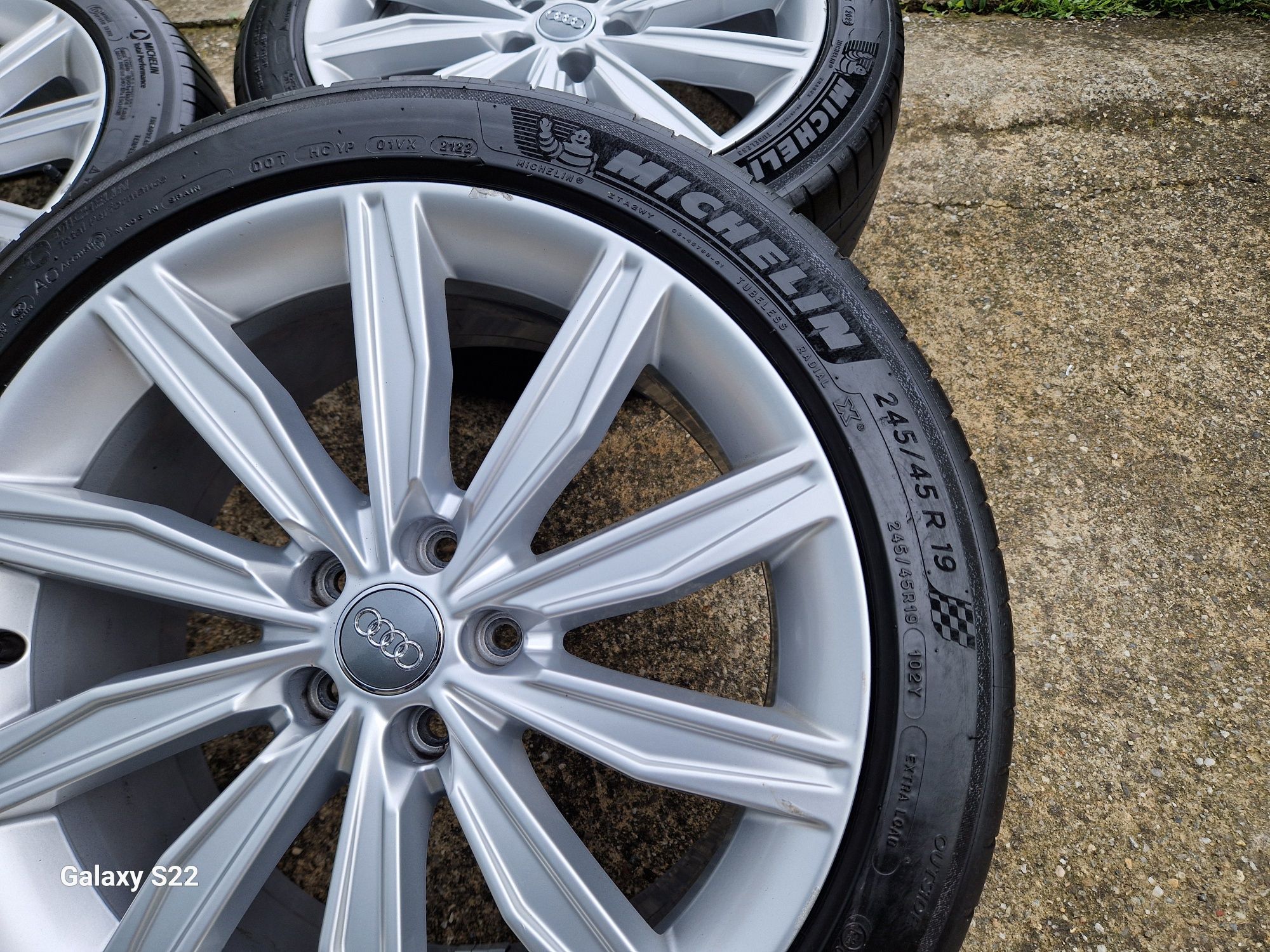 Jante Audi A6 S6 anvelope vara 245 45 19
