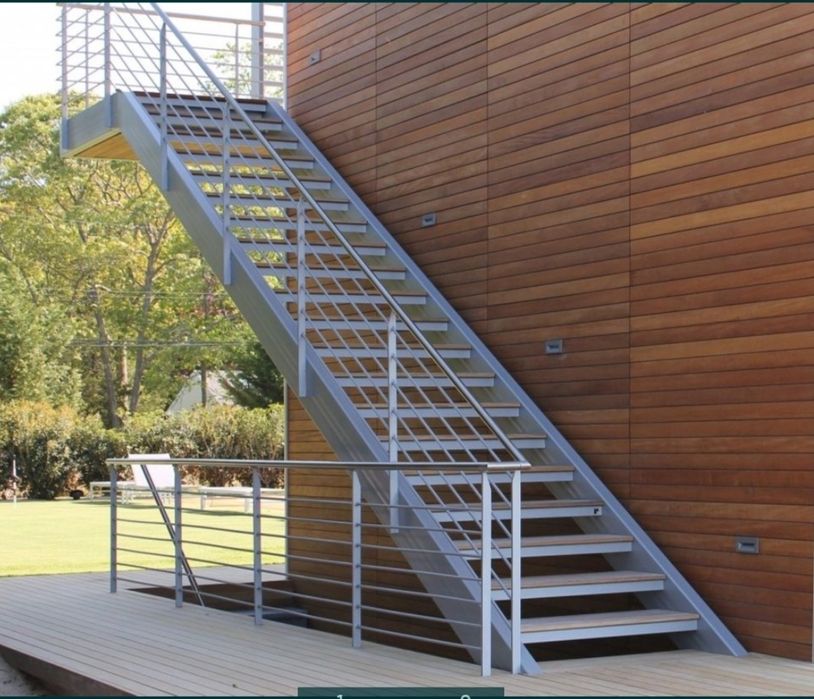 Scări metalice galvanizate la orice demisiune asiguram transport ori u