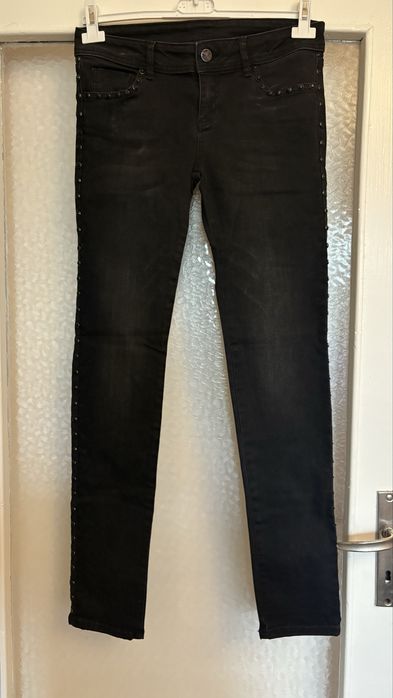 Черни дънки с камъни р-р 29