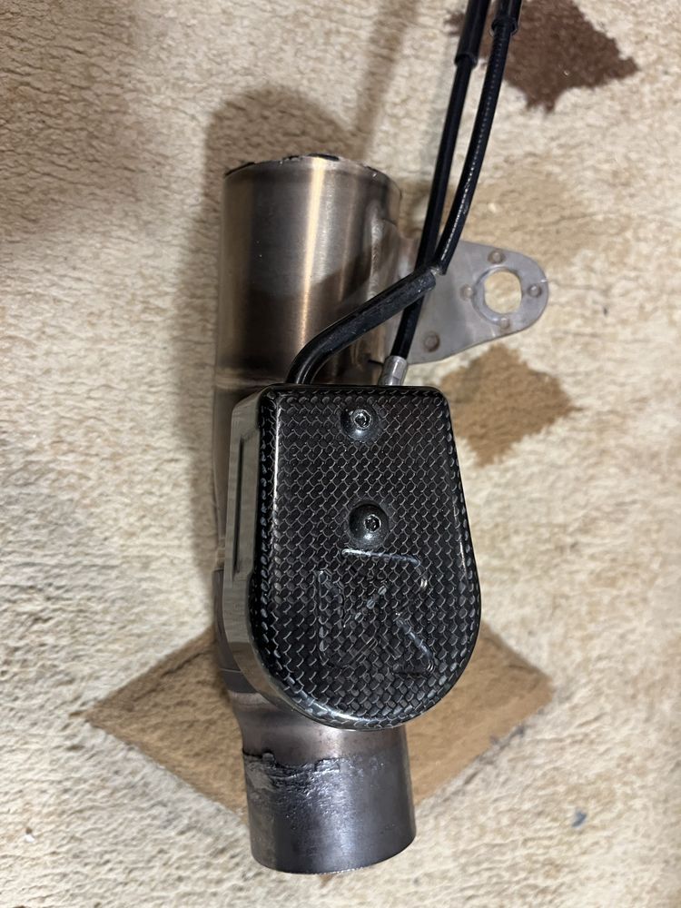 Akrapovic клапа