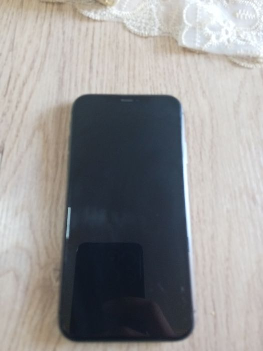 Iphone 11  Yomkosti81