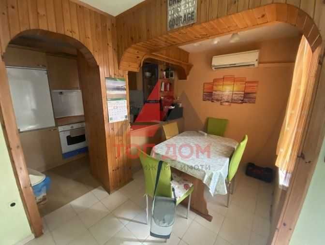 Дава се под наем Тристаен апартамент в Варна, Окръжна болница - 100 кв.м за 510 € - Снимка #1