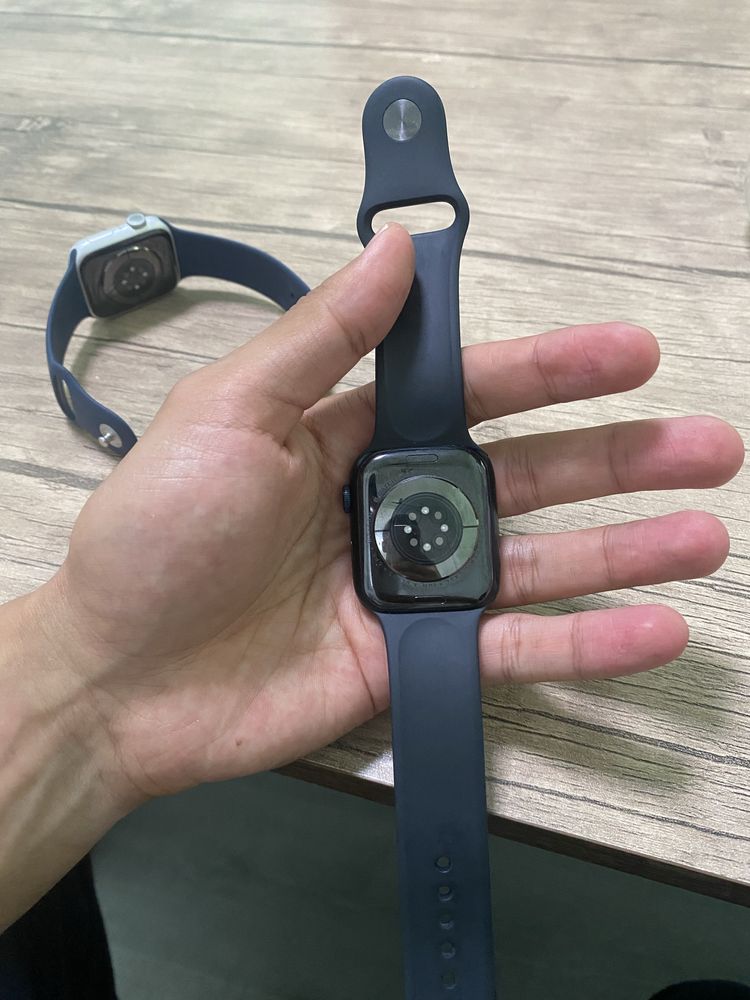 Apple Iwatch 8 45mm обмен