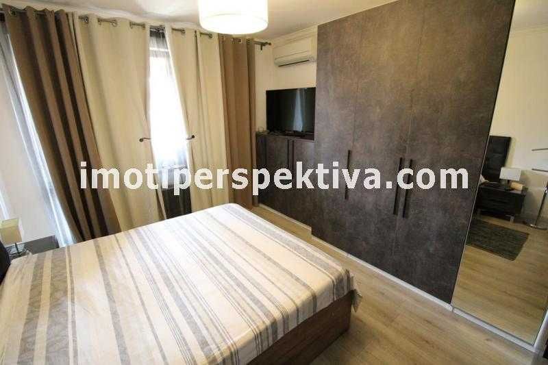 Продава се Двустаен апартамент в Пловдив, Кючук Париж - 70 кв.м за 1915 €/кв.м - Снимка #12
