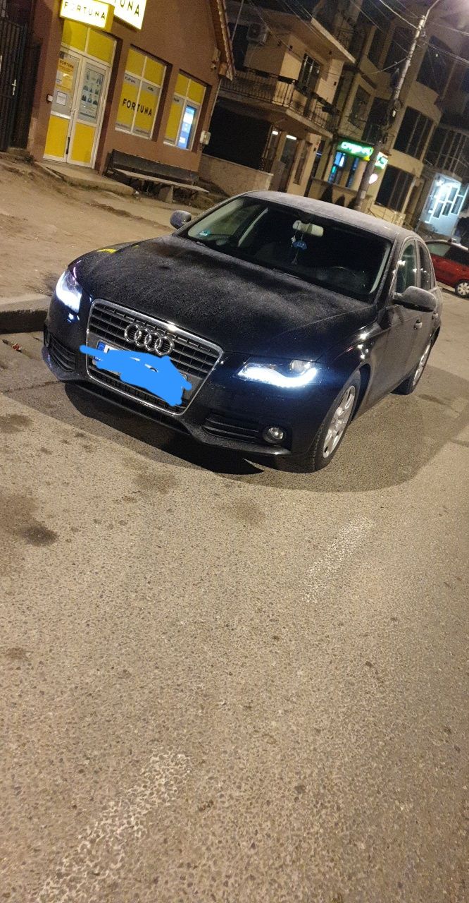Vand masina Audi A4 B8