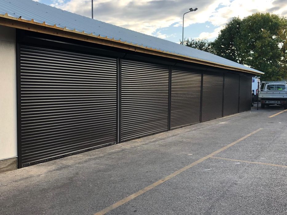 Usi de Garaj sistem Rulou