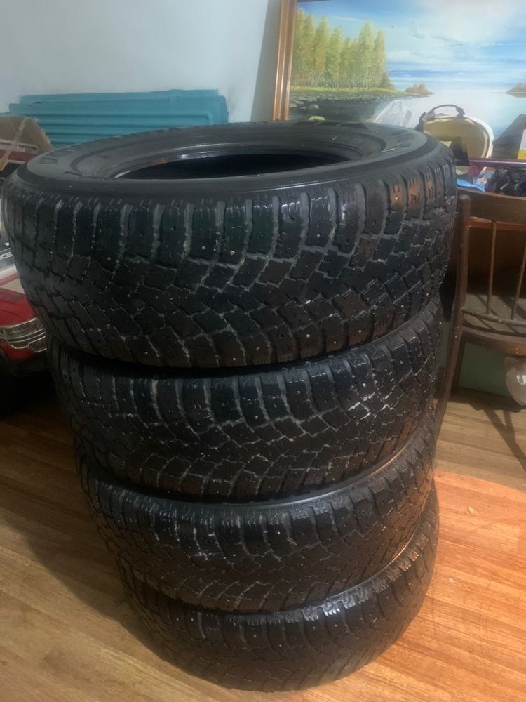 Продам резину, комплект ! 265/70 R17