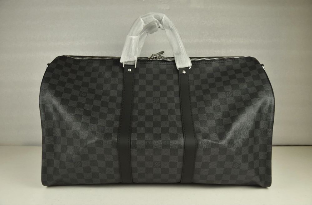 Geanta Louis Vuitton