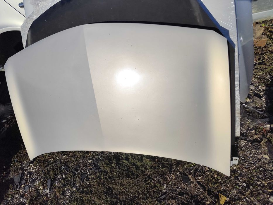 Преден капак Рено Меган 2