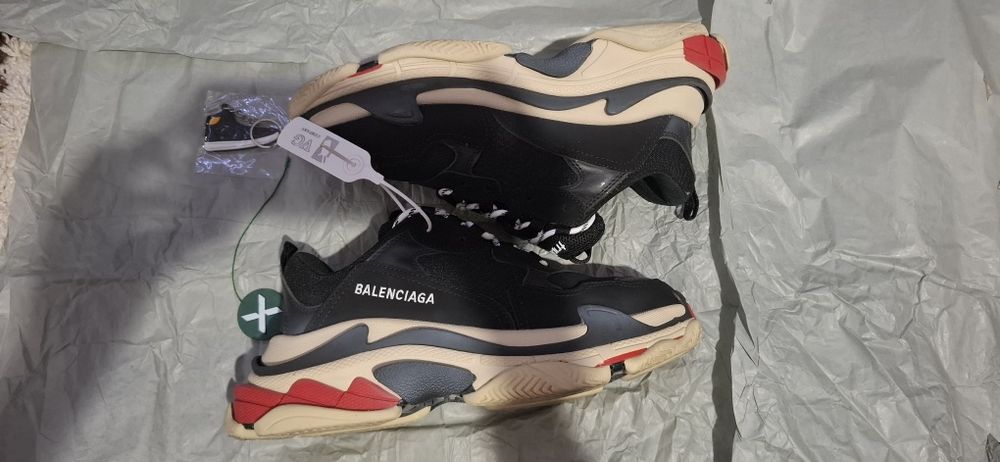 Balenciaga triple s