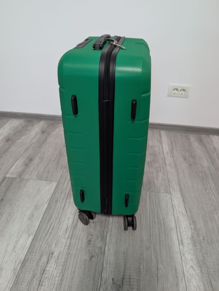 Troler 8 roti Ella Icon Leaf ABS 67X45X27 verde
