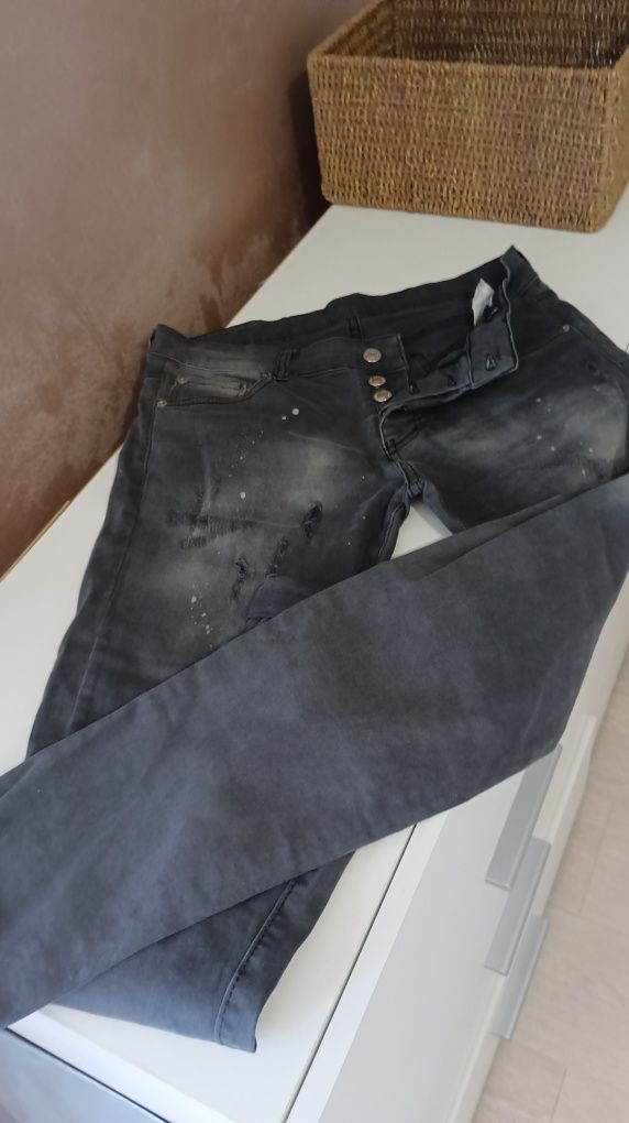 Разпродажба Дамски дънки diesel Pepe jeans и поли л размер