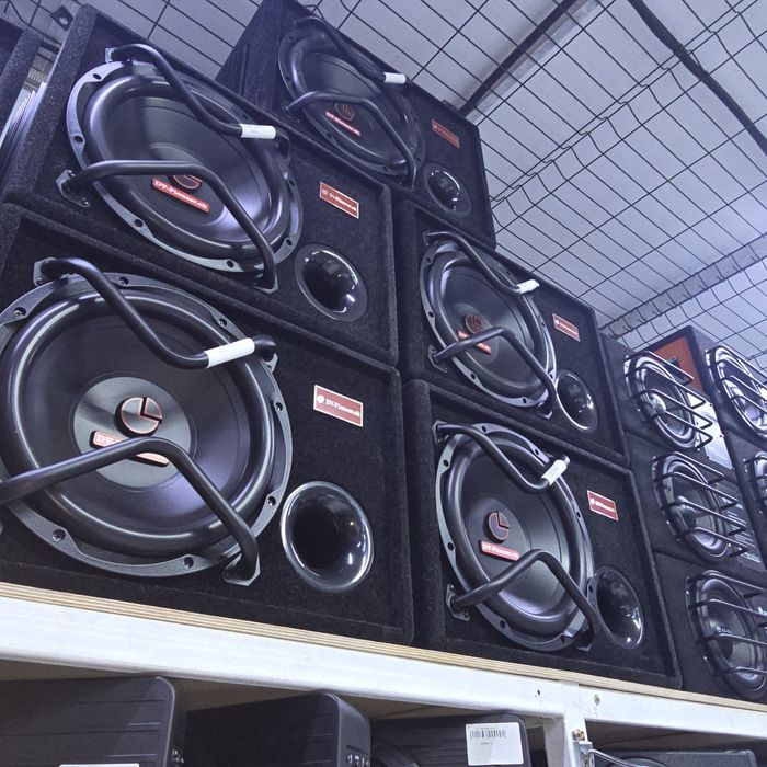 Огромный буфер сабуфер активный сабвуфера есть. По 50 тысяч для авто