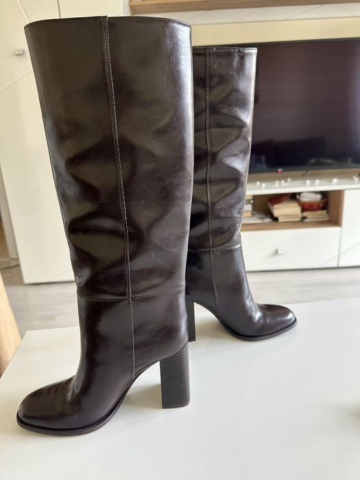 Чисто нови Zara ботуши