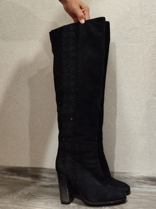 Продам зимние ботфорты