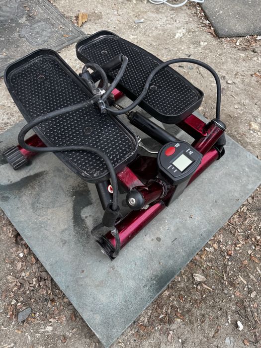 Stepper reglabil cu corzi