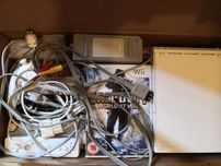 Конзола Нинтендо/Nintendo Wii с 2 игри към нея